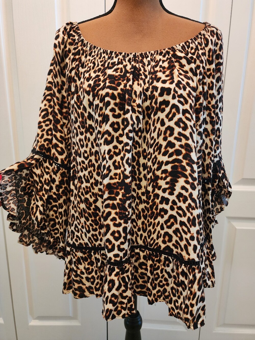 Leopard-Print Mibwife Flounce Flutter Split Bell Sleeves Ruffle Statement Tunic